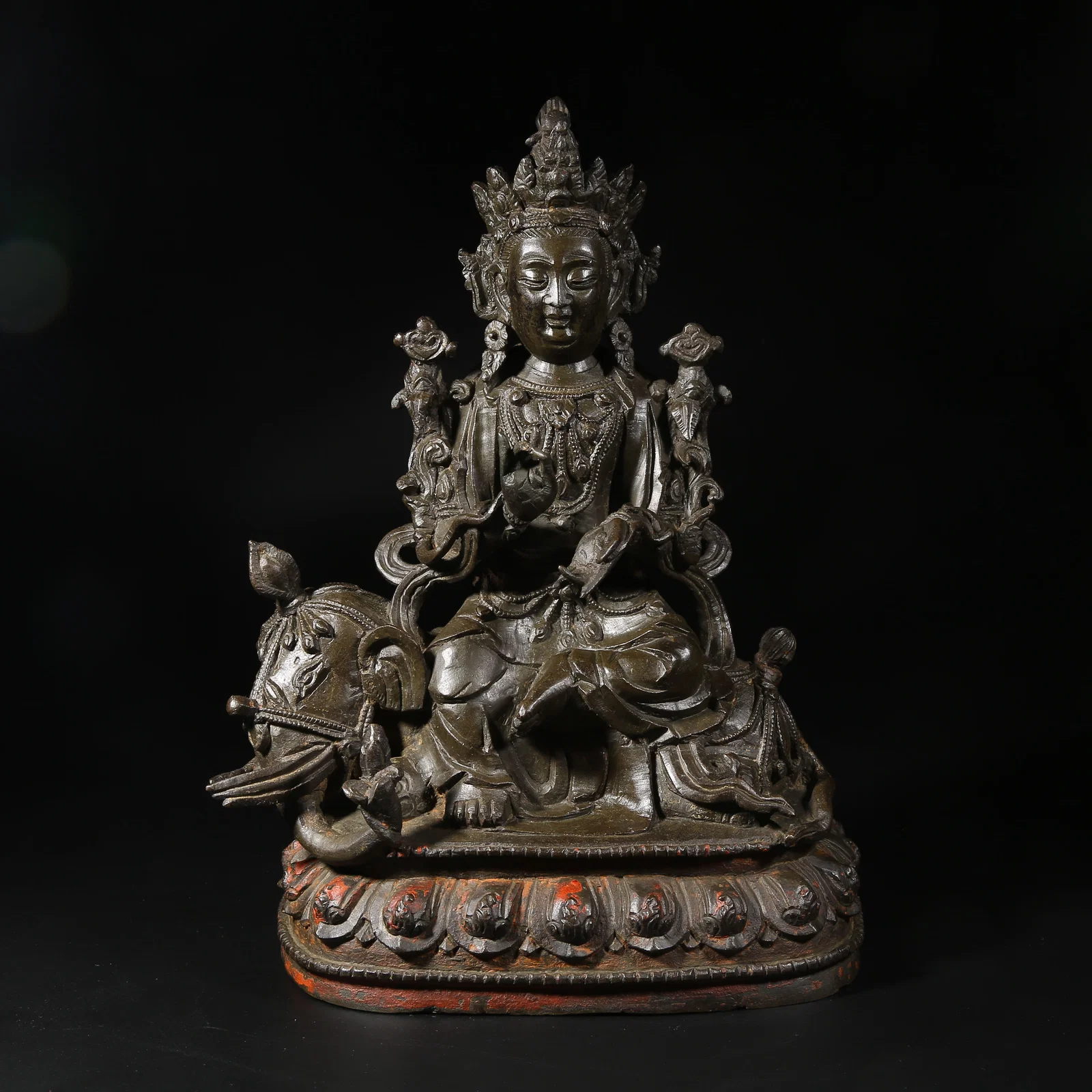 A BRONZE STATUE OF SAMANTABHADRA BODHISATTVA