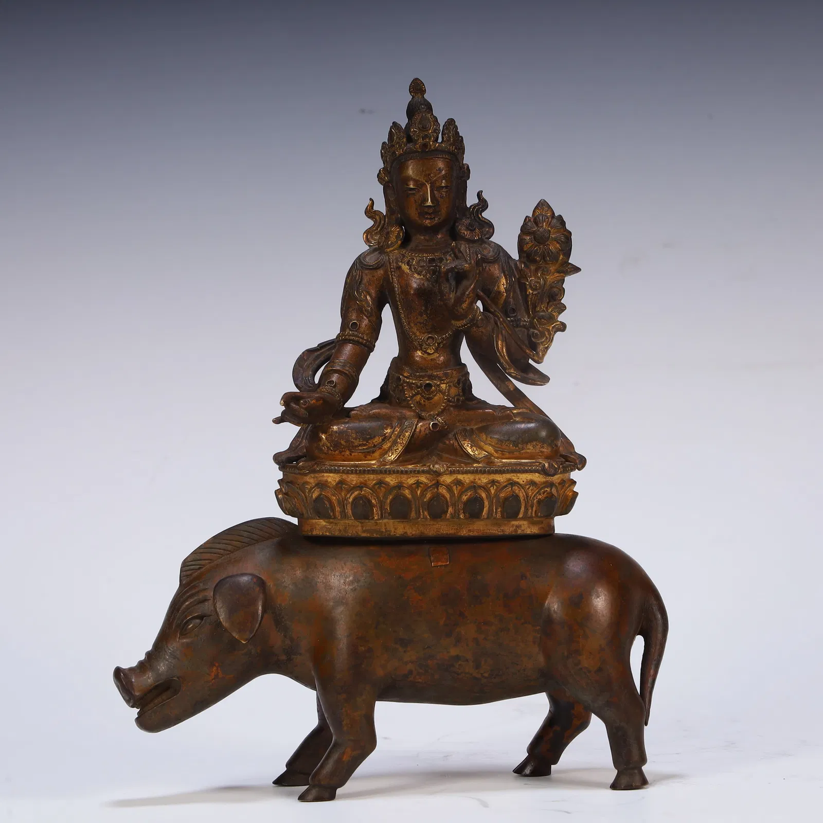 A Buddha statue of the Qing Dynasty