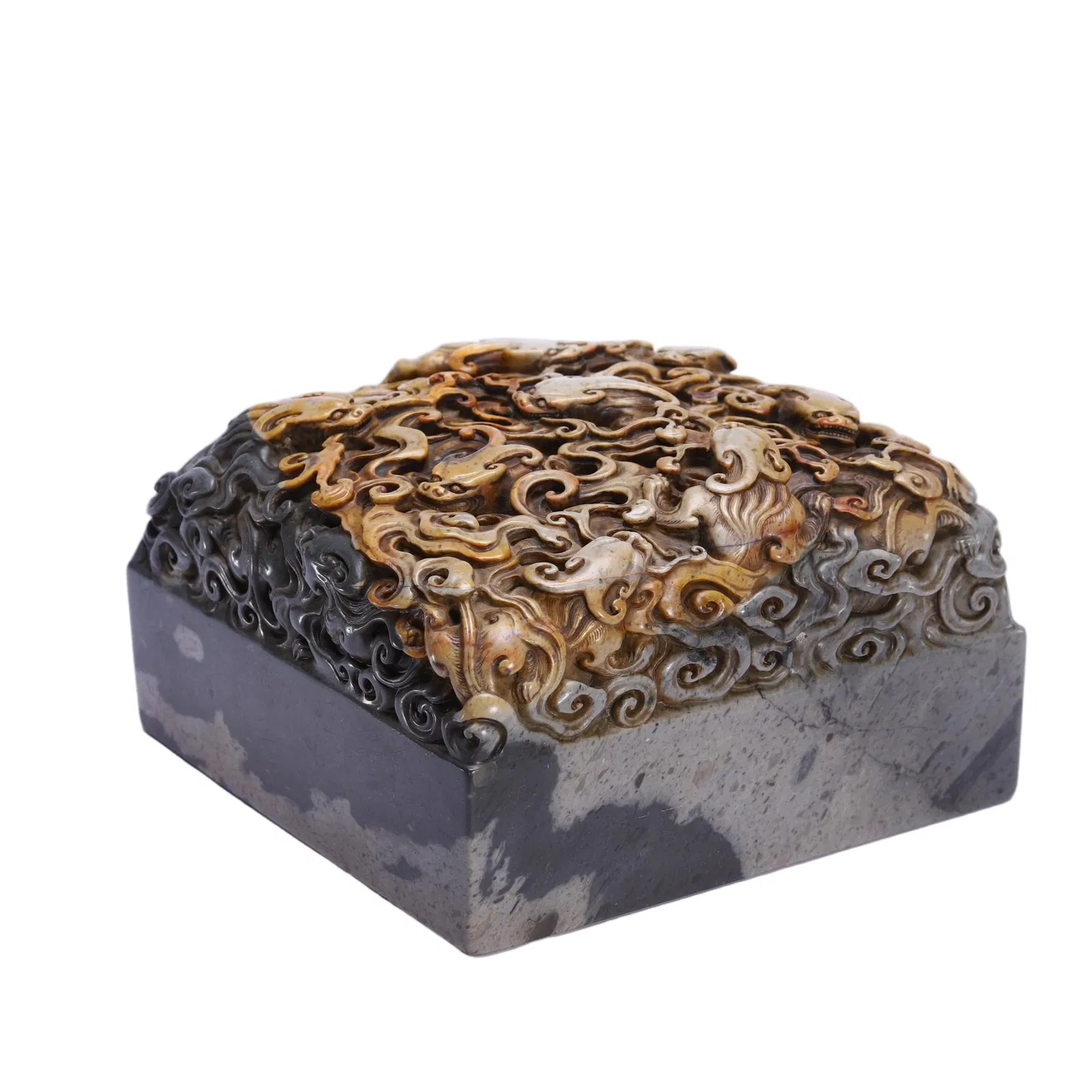 A CARVED SHOUSHAN STONE CHILONG GROUP SEAL