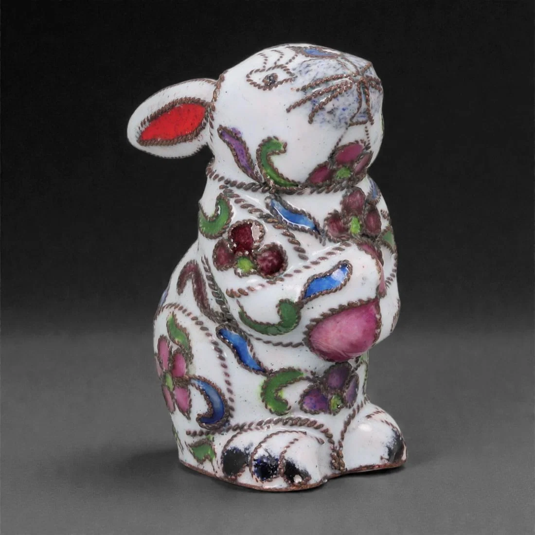 A Chinese Cloisonne Enamel Rabbit Effigy, 20th Century, 2FH