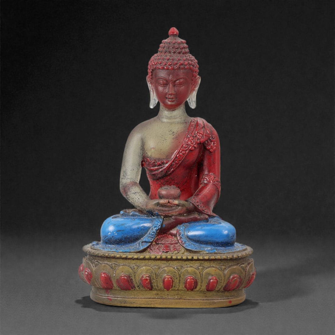 A Chinese Glass Figure of the Buddha, 20th Century, 49FG