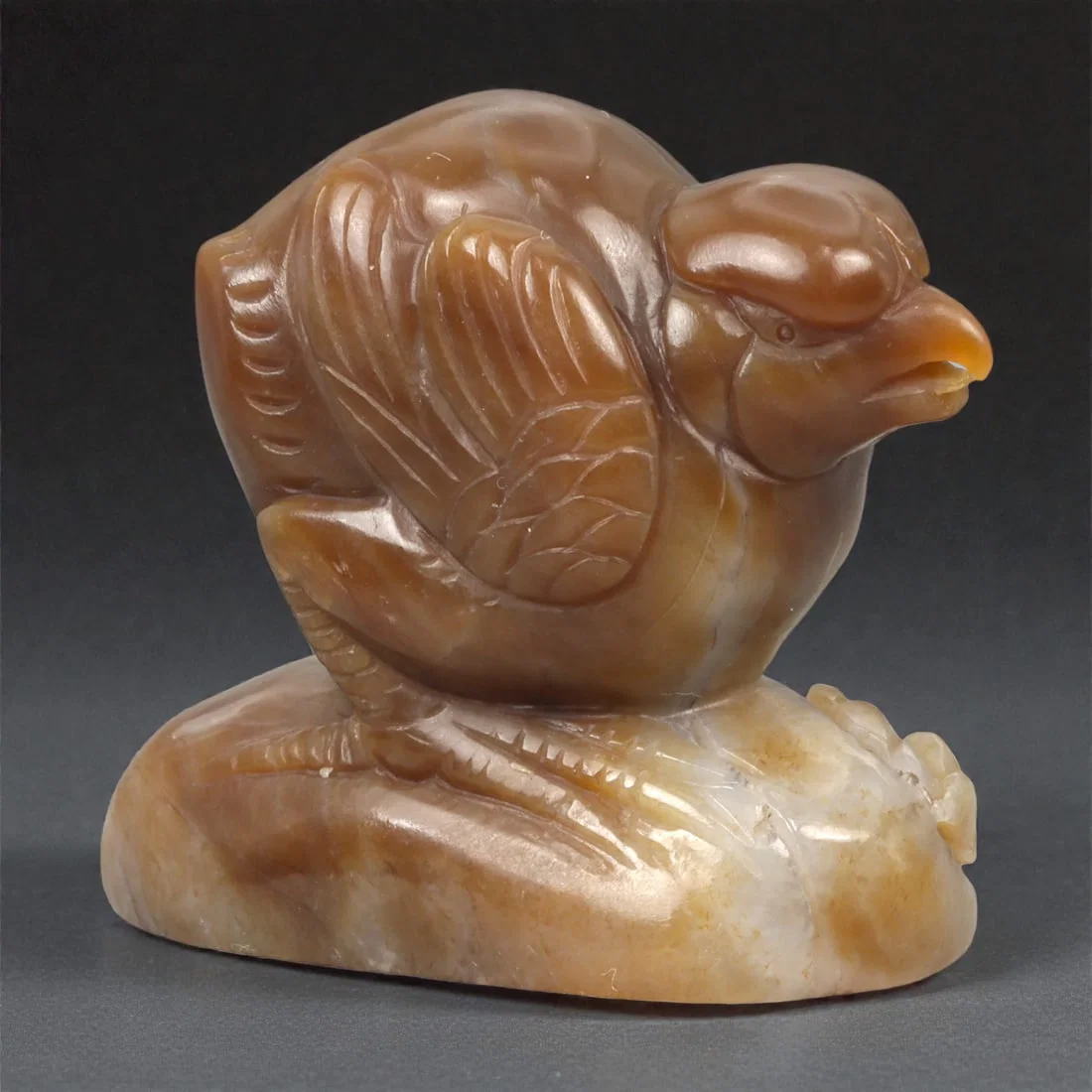 A Chinese Jade Bird Sculpture, 20th Century, 33YA