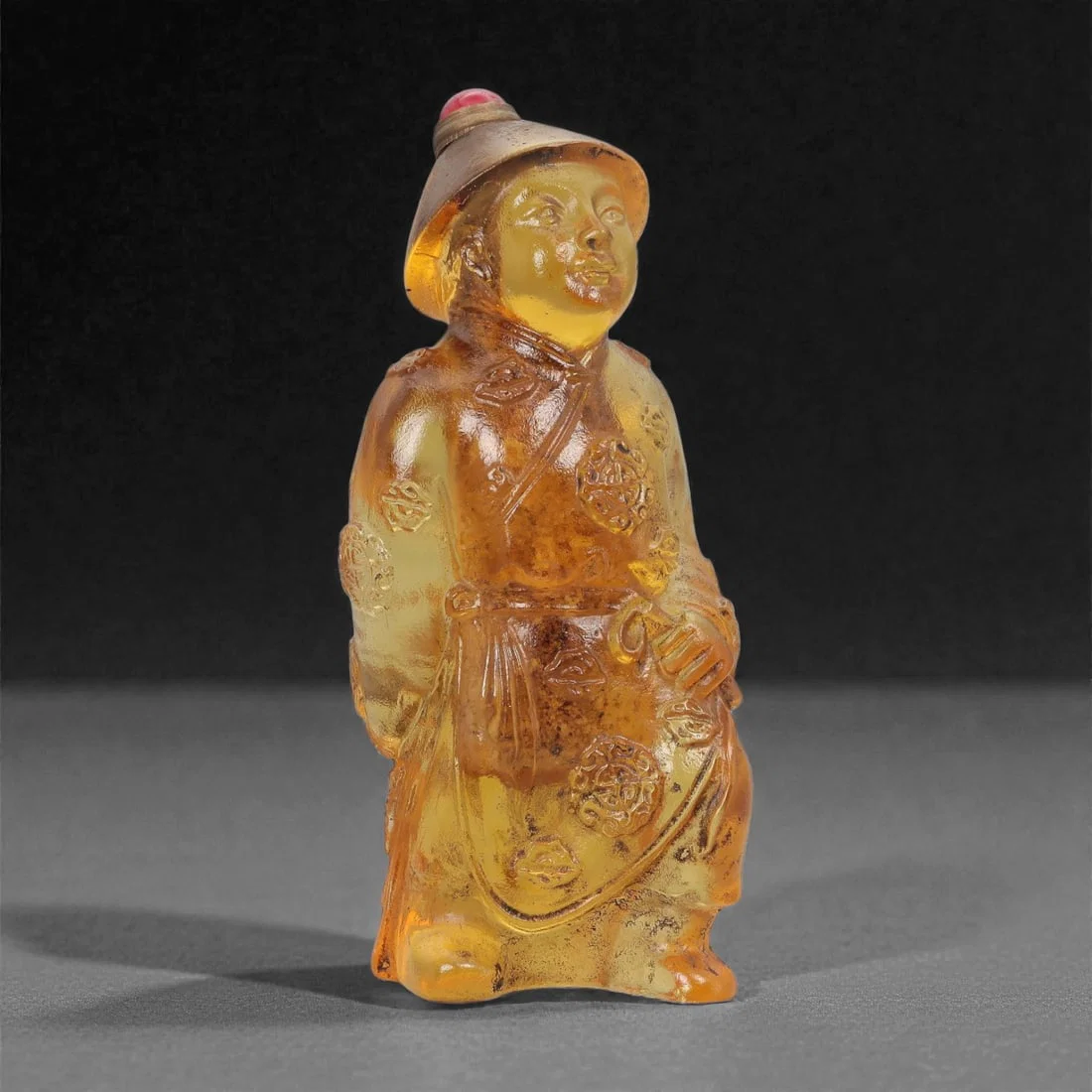 A Chinese Molded Glass Figural Snuff Bottle, 20th Century, 72FG