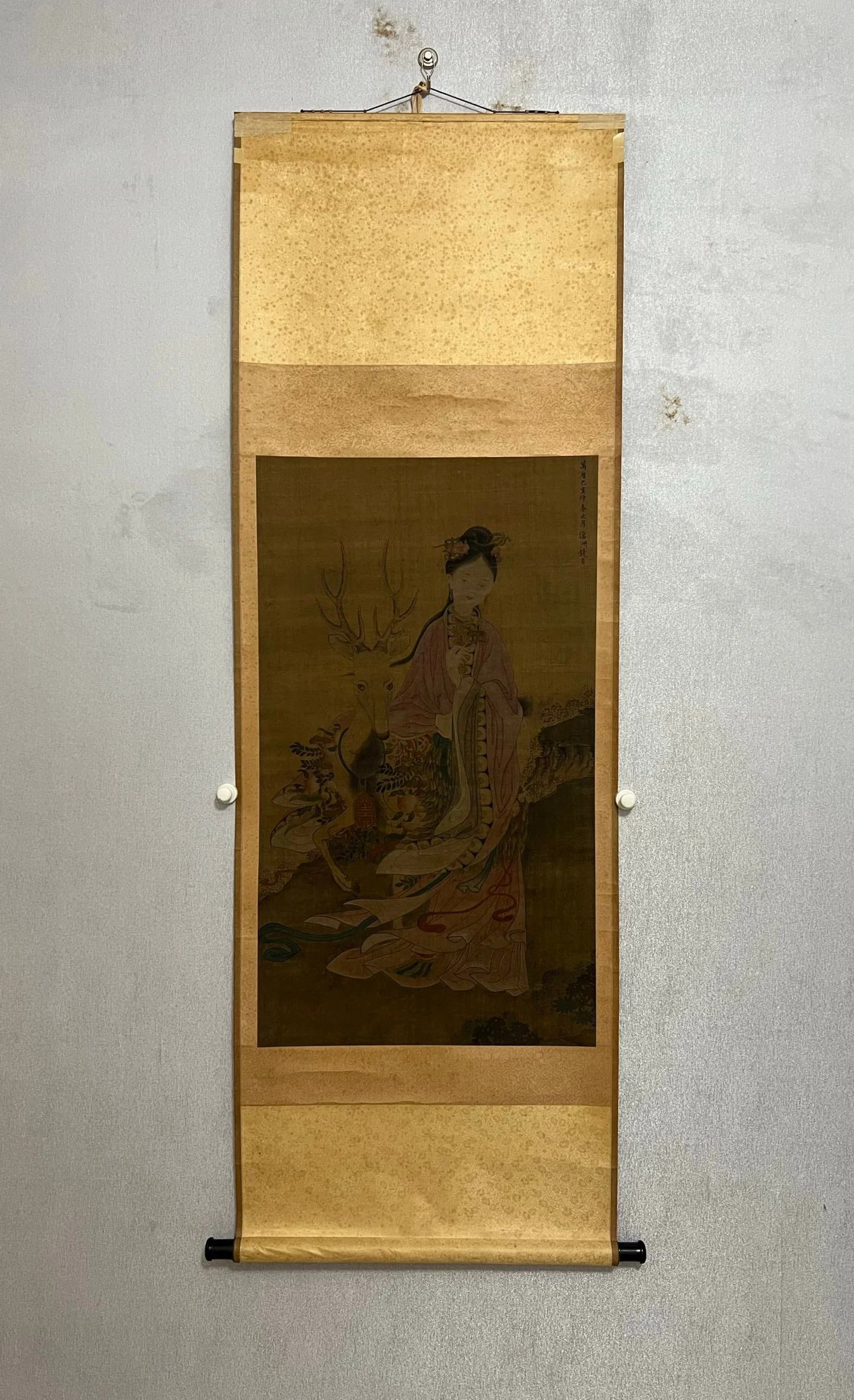 A Chinese Vertical Scroll Ink Painting of Figure on Silk