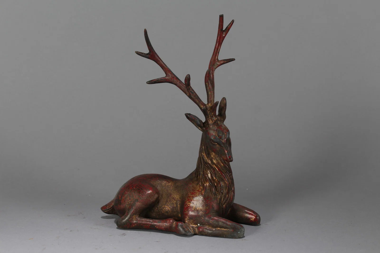 A Chinese Vividly-detailed Deer-portrait Fortune Statue