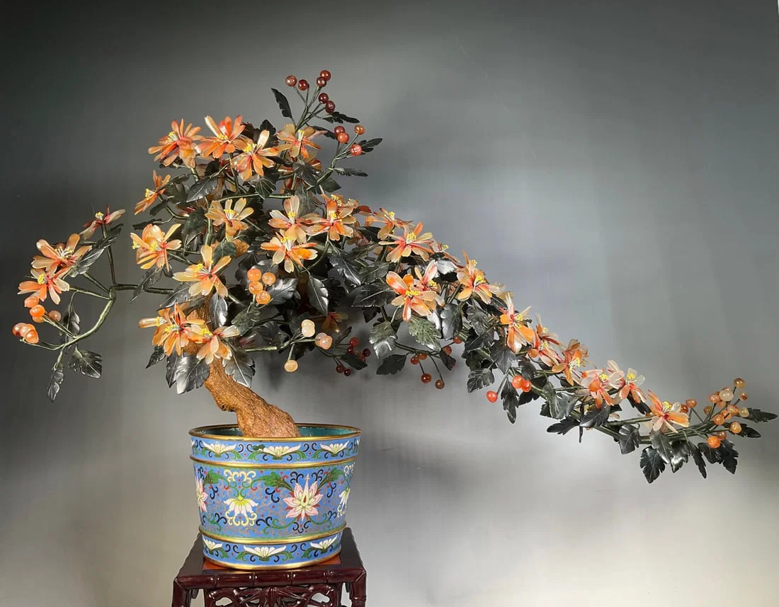A cloisonné jade bonsai kalanchoe flower from the period of foreign exchange creation