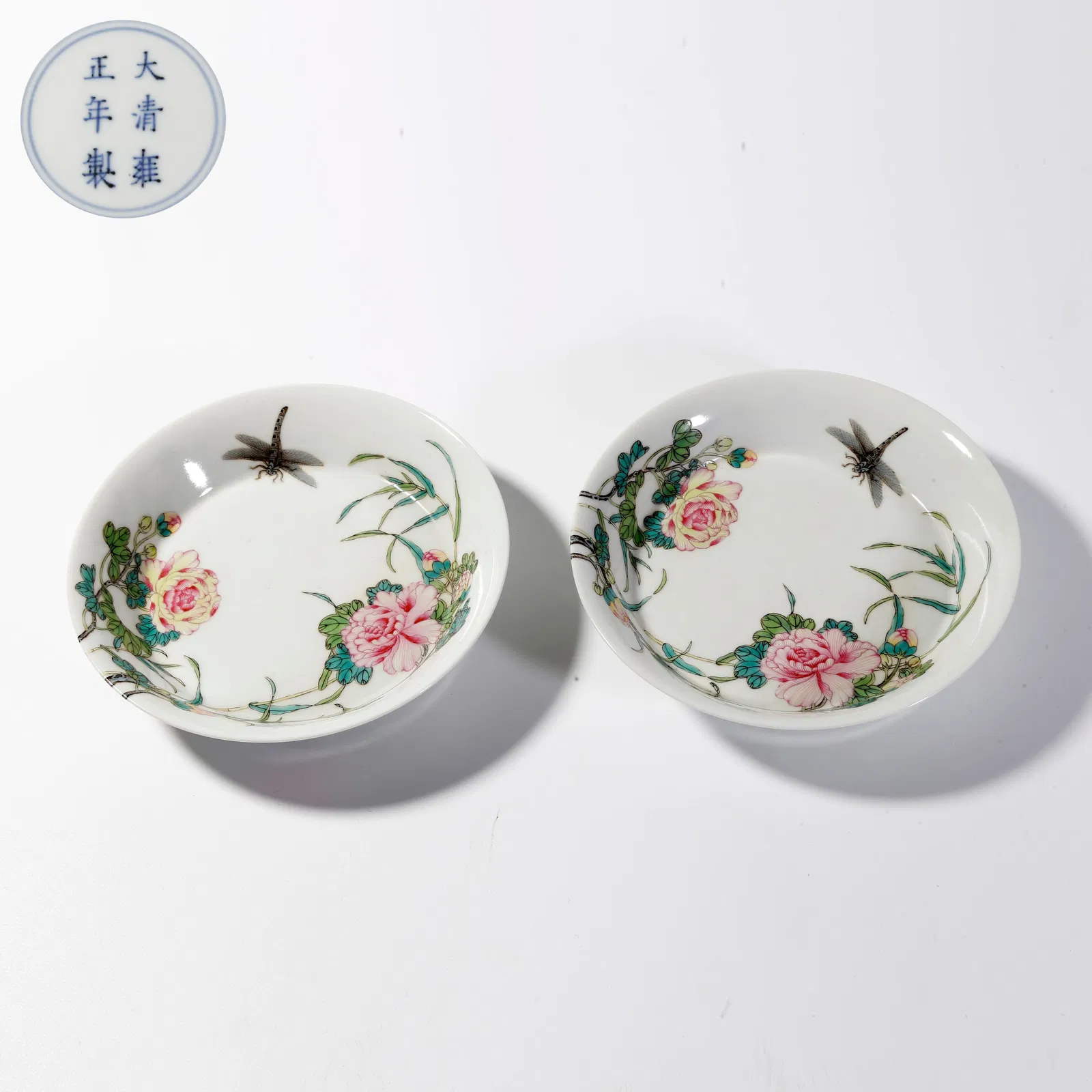 A ENAMELLED FLORAL MOTIF PLATE (PAIR)