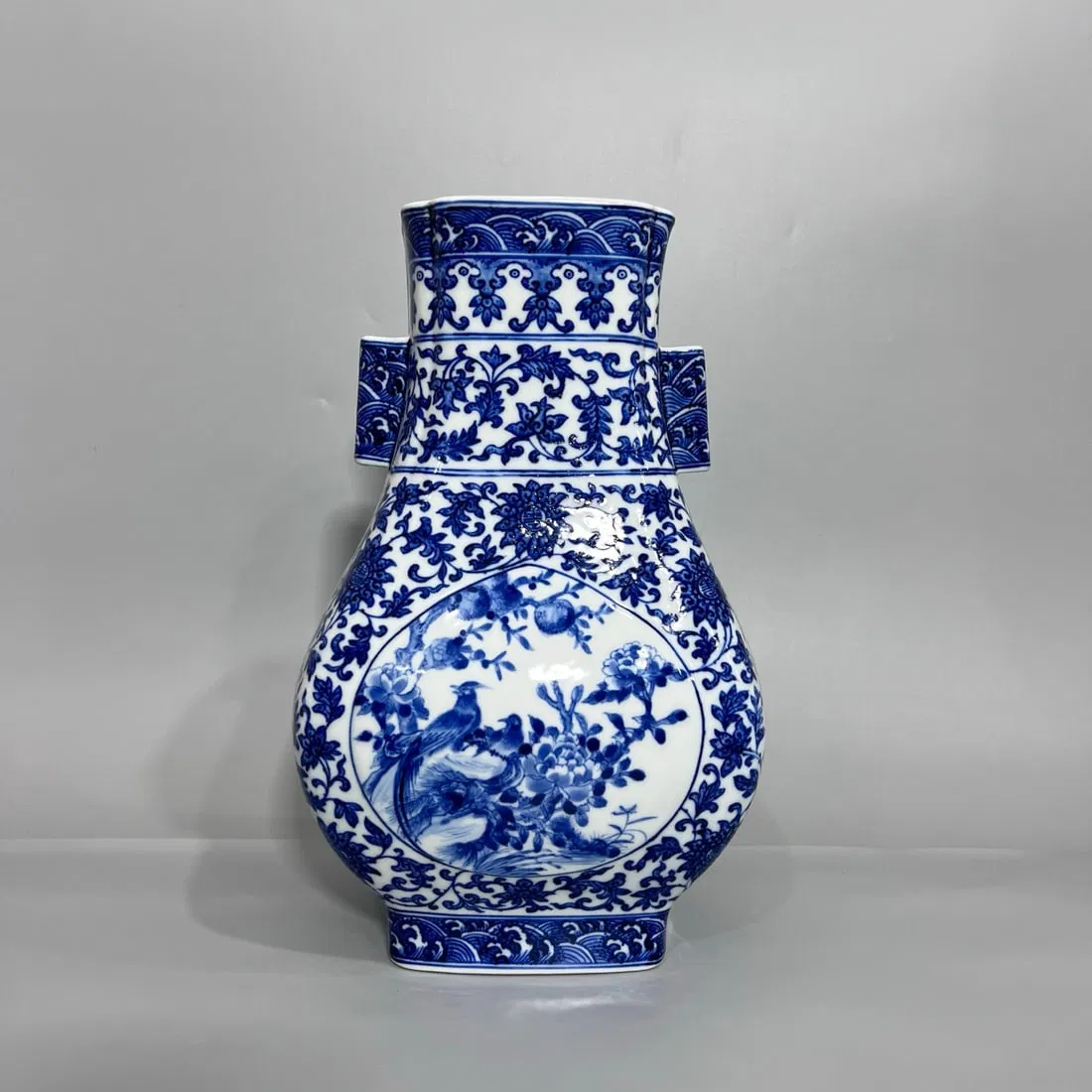 A Exquisite Blue and White Flower and Bird Pattern Vase