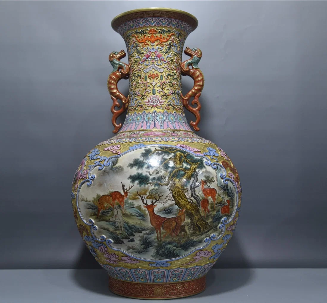 A Exquisite Enamel Deer Pattern Dragon-Ears Vase