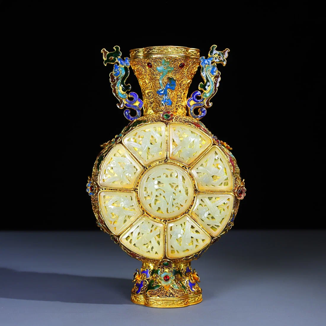 A Exquisite Filigree Gold Plated Inlaid Hotan Jade Phoenix Ear Vase