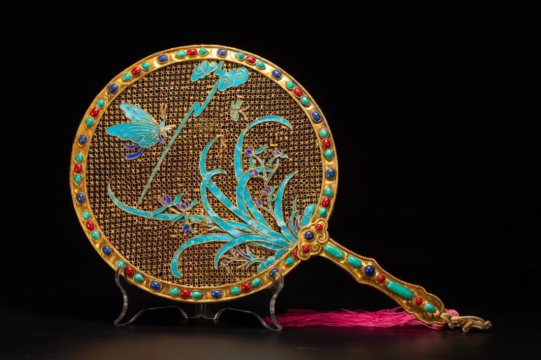 A Exquisite Gilt Bronze Inlaid Gems Fan