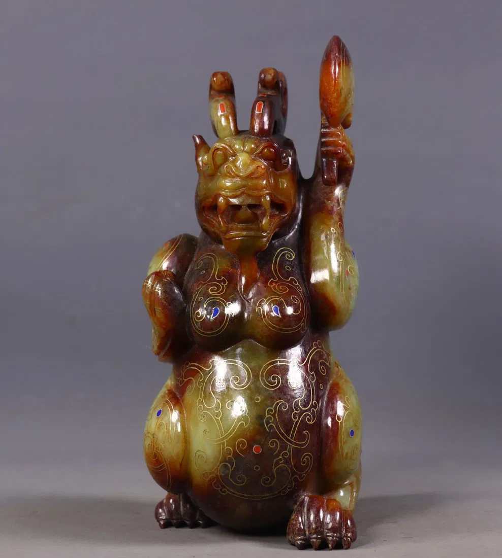 A Exquisite Hetian Jade Gold and Silver Wire-Inlaid Inlaid Gems Bear