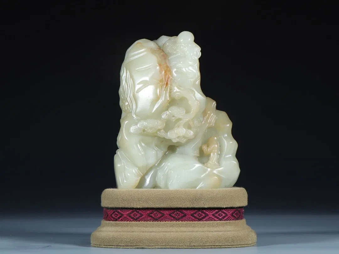 A Exquisite Hetian Jade Landscape Ornament