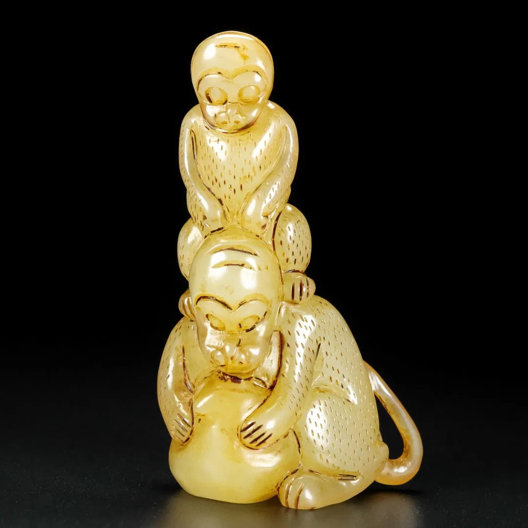A Exquisite Hetian Jade Monkey Ornament
