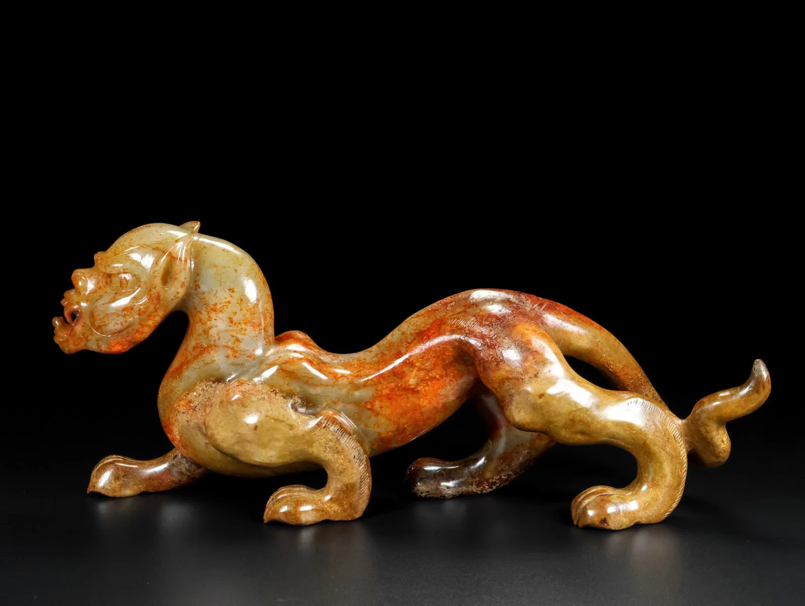 A Exquisite Hotan Jade Auspicious Beast Ornament