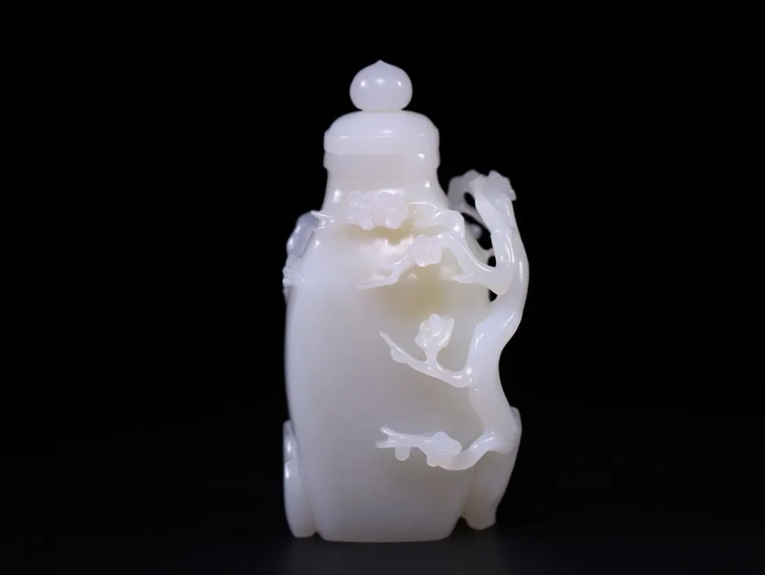 A Exquisite Hotan Jade Flower Vase