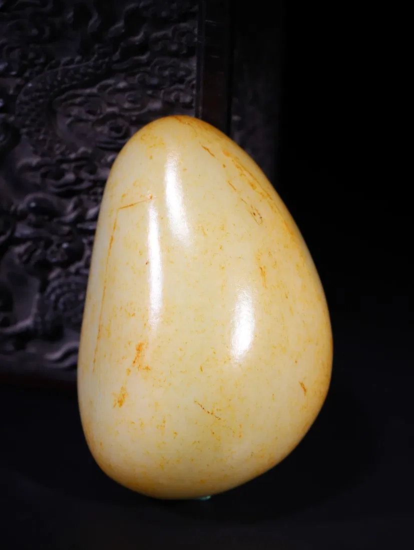 A Exquisite Hotan Jade Ornament