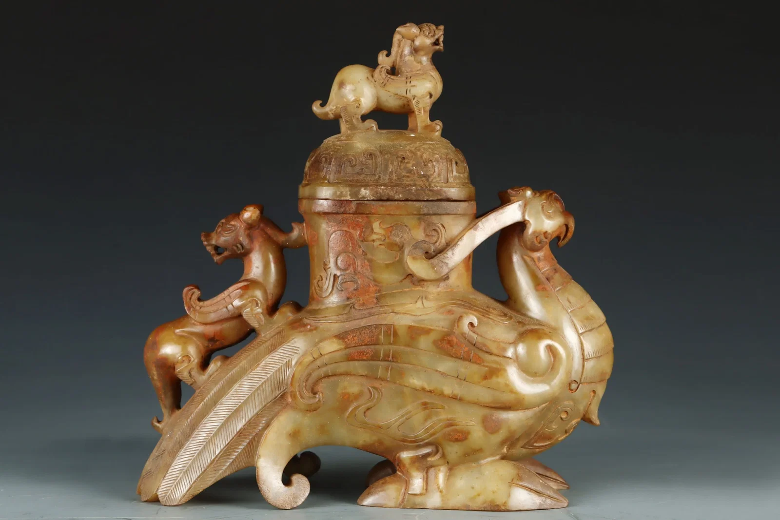 A Exquisite Hotan Jade Phoenix Bird Ornament