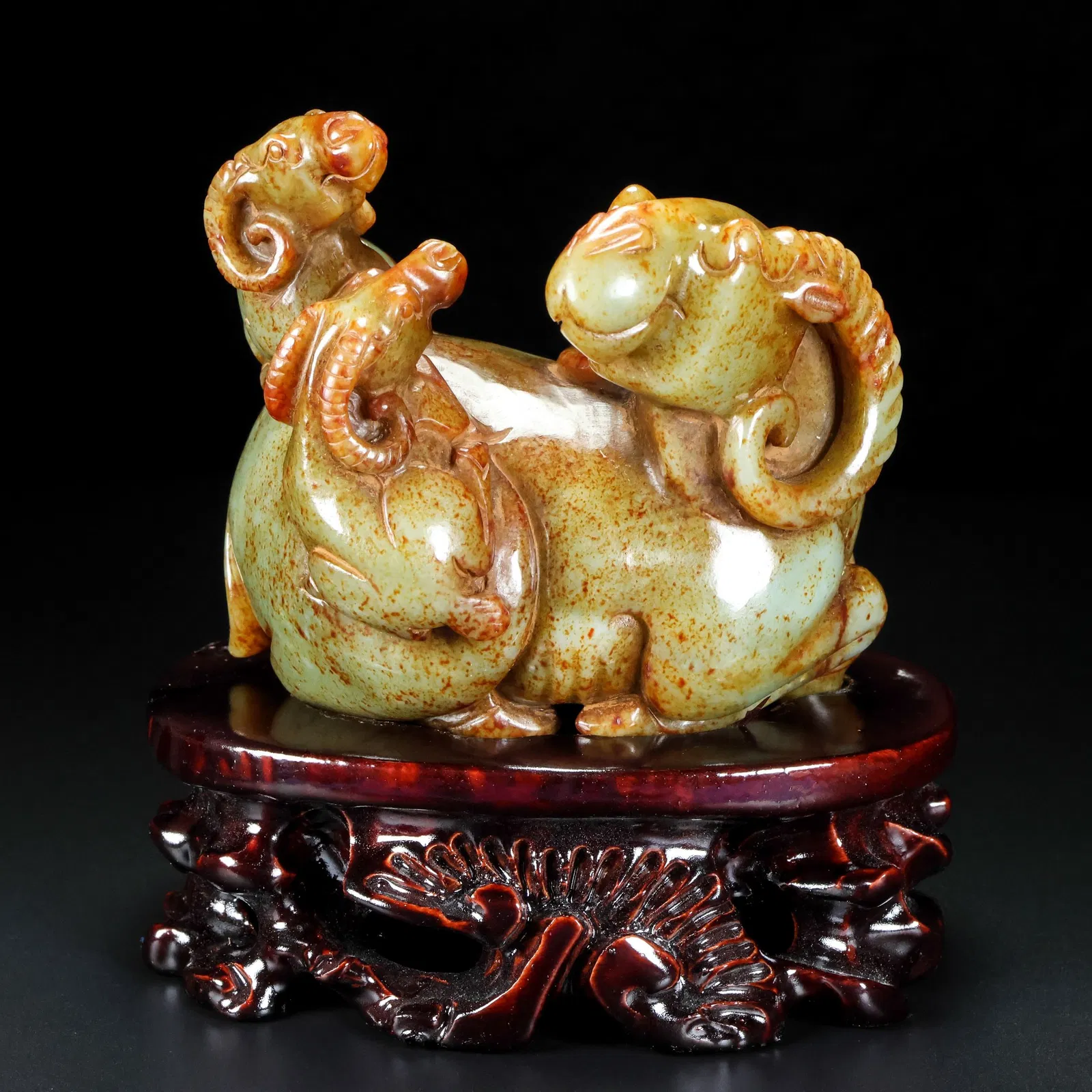 A Exquisite Hotan Jade Sheep Ornament