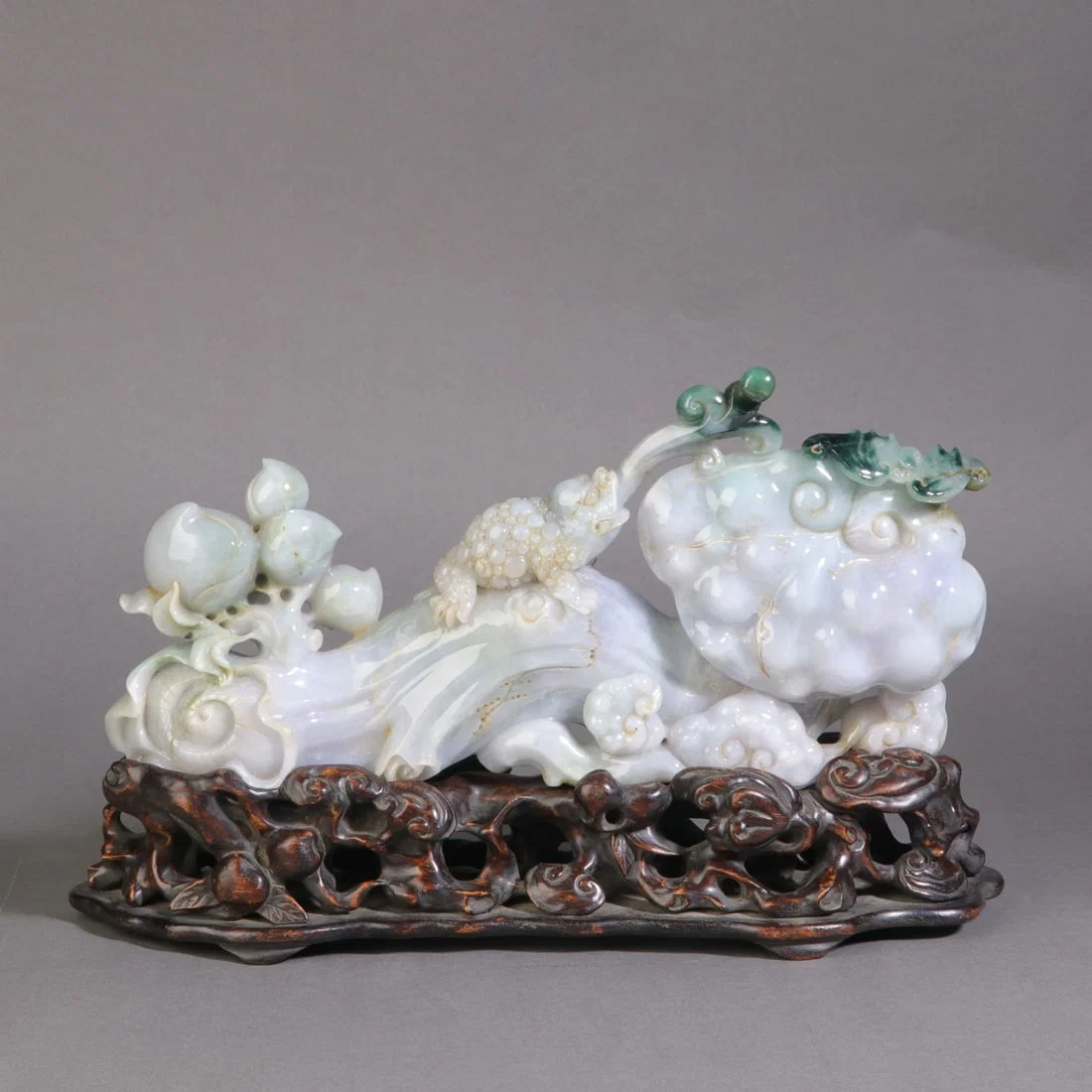 A Exquisite Jadeite Ganoderma lucidum Ruyi Ornament