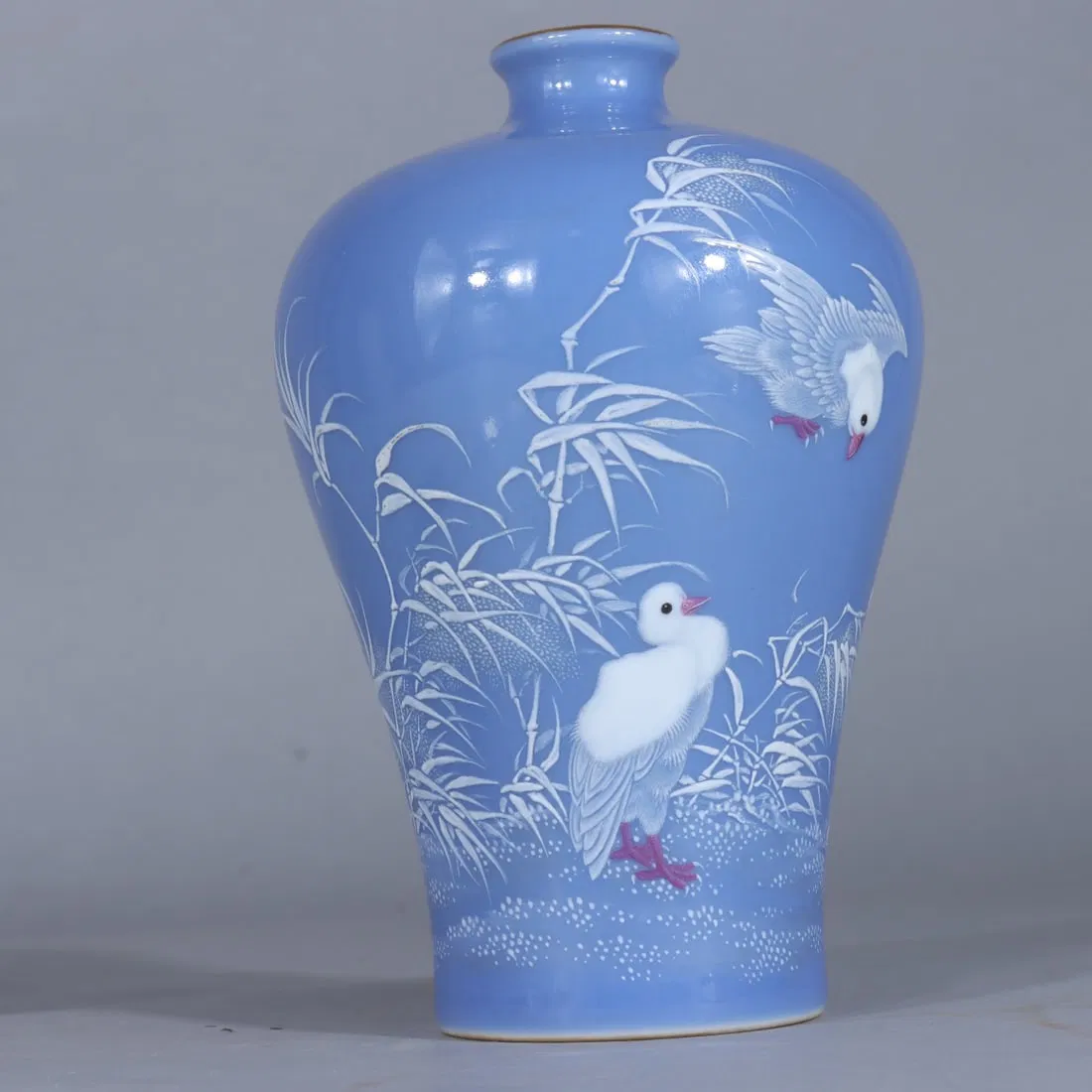 A Exquisite Sky Blue Glazed Flower and Bird Pattern Vase