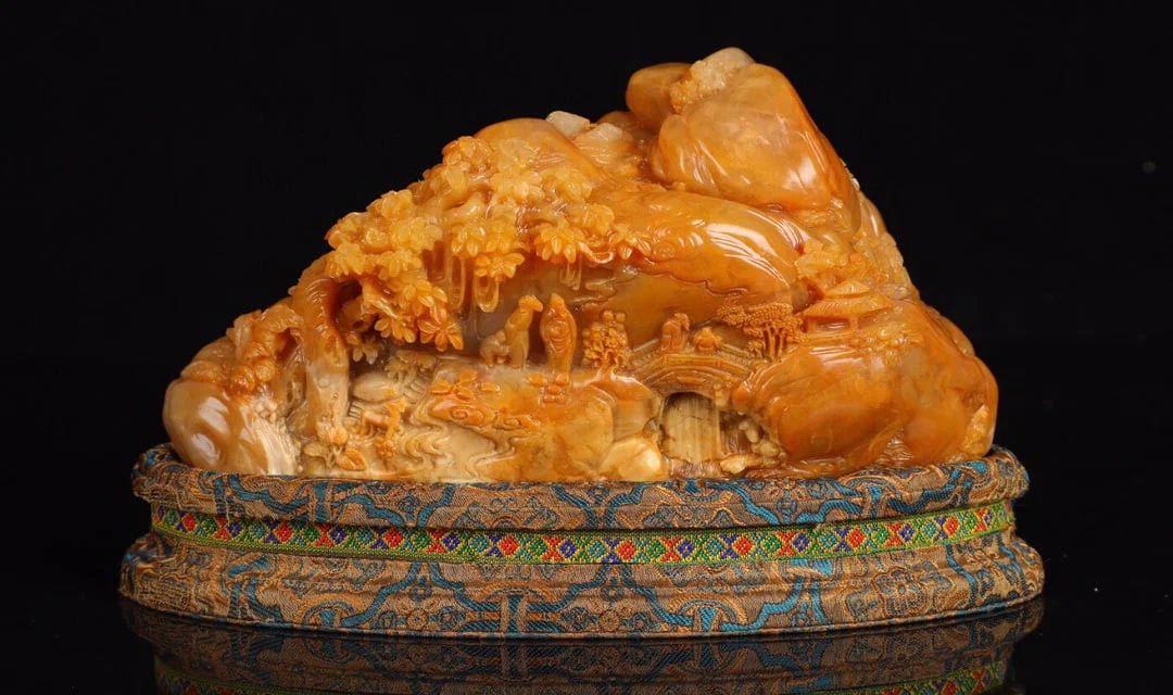 A Exquisite Tianhuang Stone Landscape Ornament