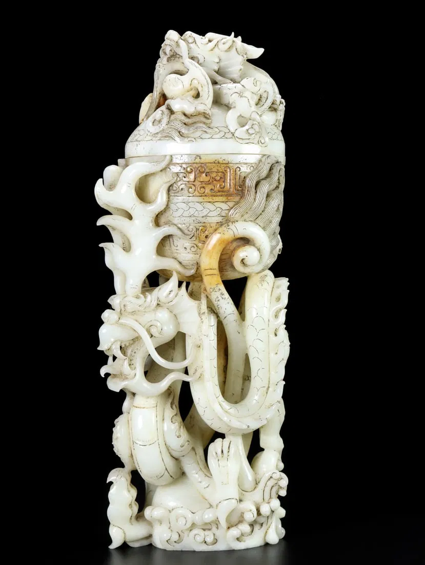A Exquisiten Hotan Jade Dragon Shaped Cup