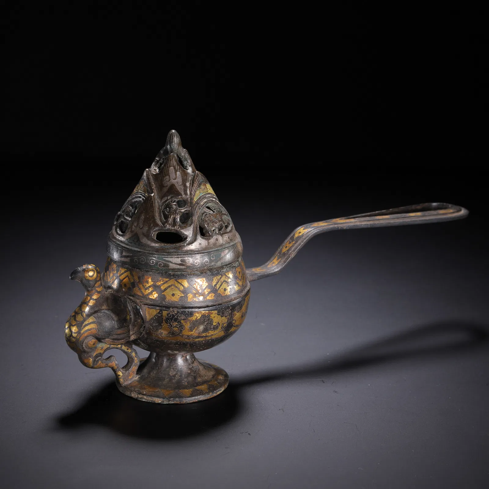 A FINE BRONZE PARTLY GILT INCENSE BURNER WITH COVER