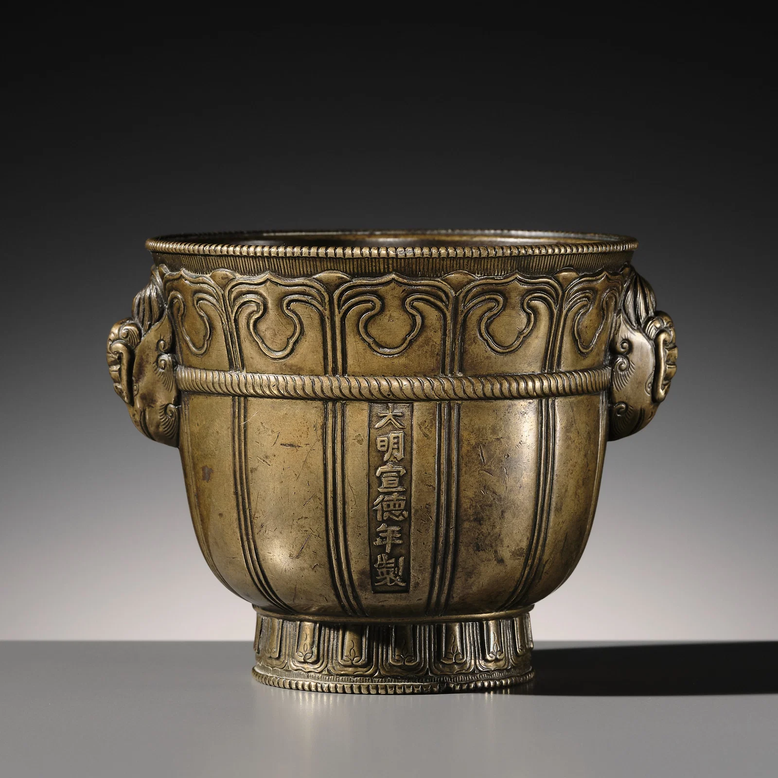A FINE 'PHOENIX-HEAD' BRONZE CENSER, XUANDE MARK, MING DYNASTY
