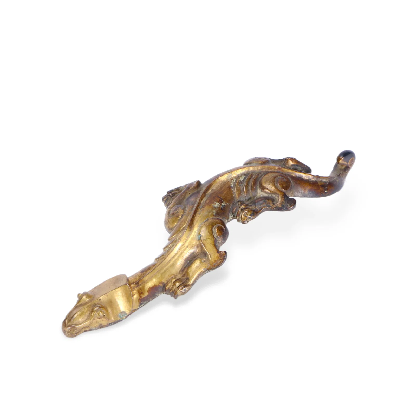 A GILT-BRONZE AUSPICIOUS BEAST BELT HOOK