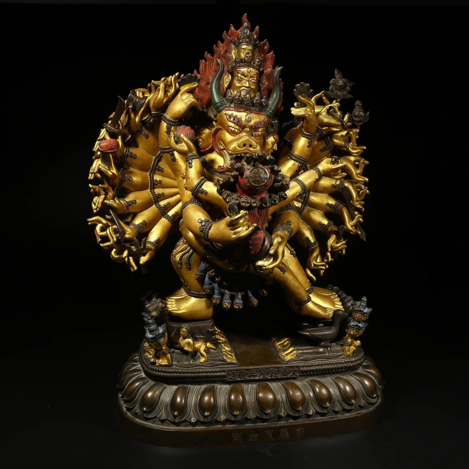 A GILT BRONZE STATUE OF MAHVRA VAJRA