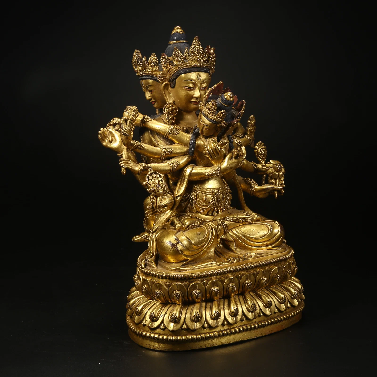 A GILT BRONZE STATUE OF YAB-YUM VAJRA DEITY (UNION OF DUAL BODIES)