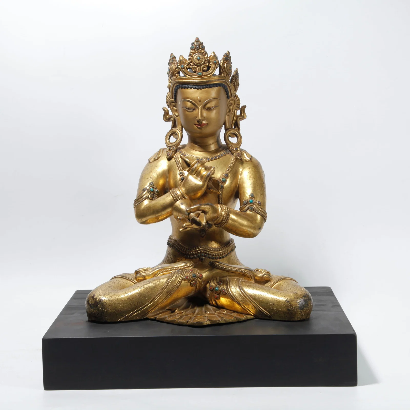 A GILT BRONZE VAJRADHARA STATUE