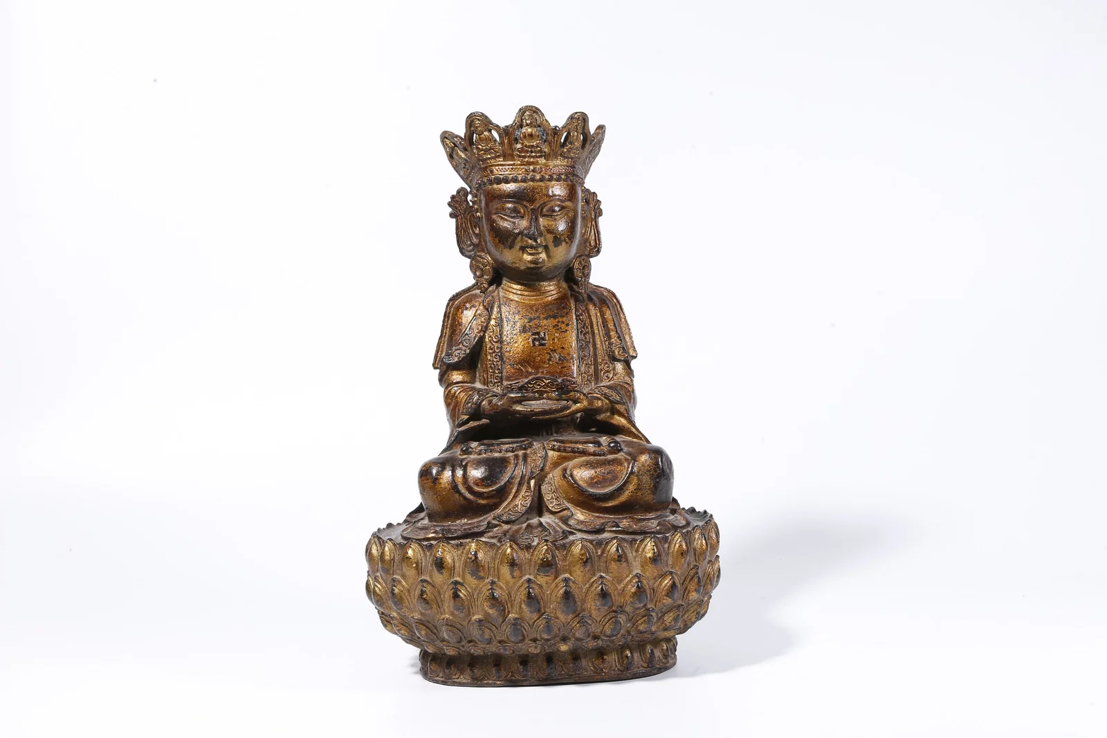 A GILT-LACQUERED BRONZE STATUE OF SHAKYAMUNI