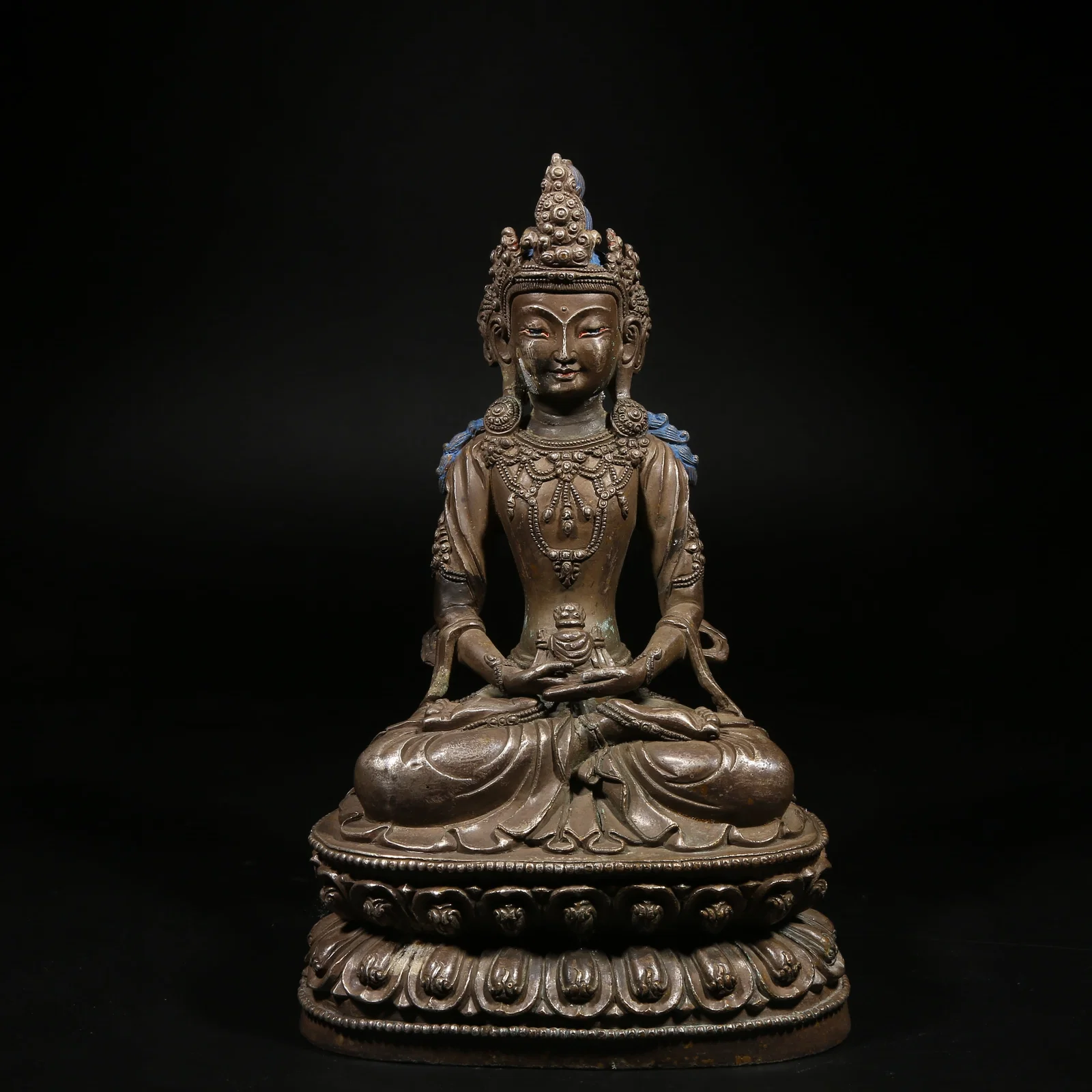 A GILT-SILVER STATUE OF AMITAYUS BUDDHA