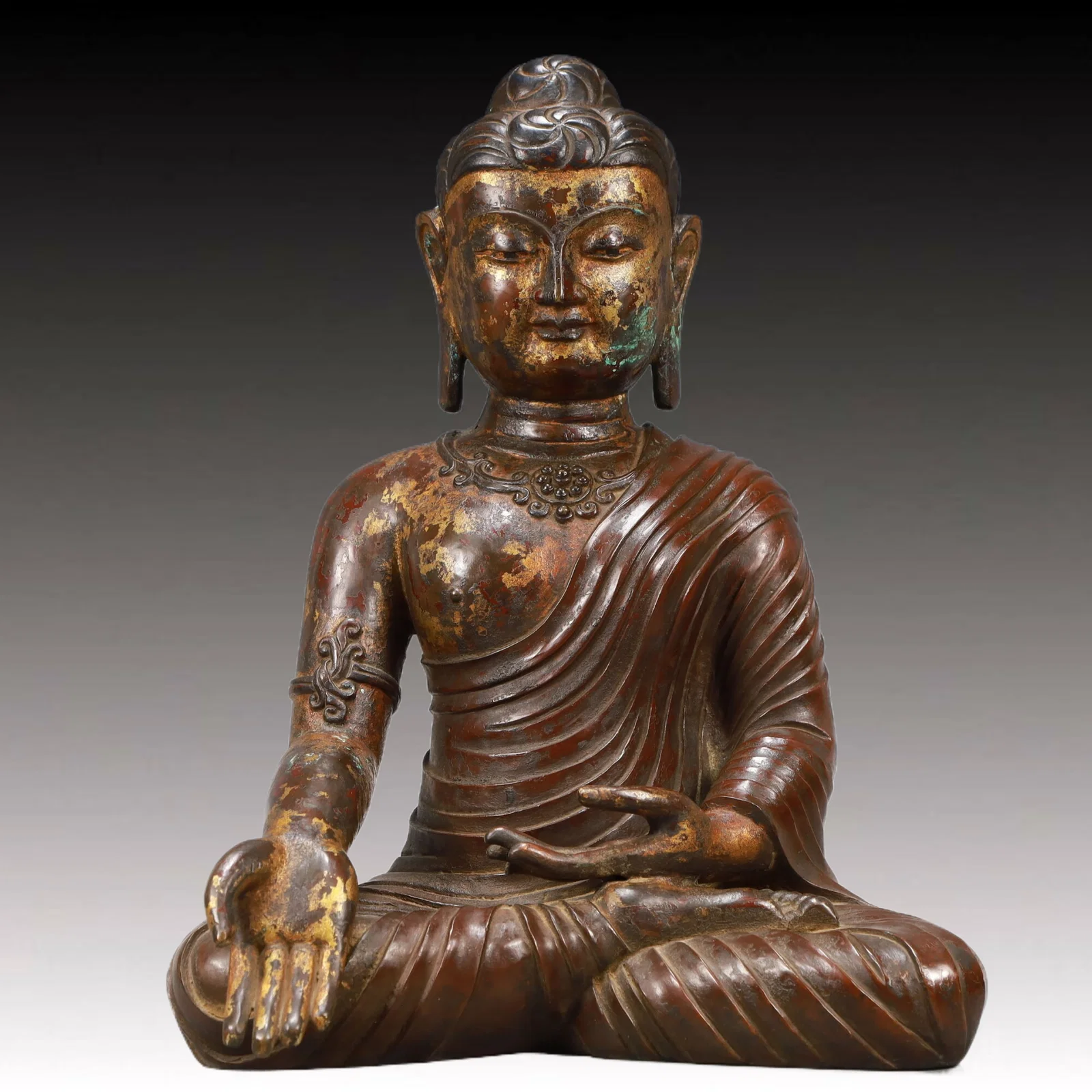 A Gorgeous Gilt-Bronze Figure Of Buddha Shakyamuni