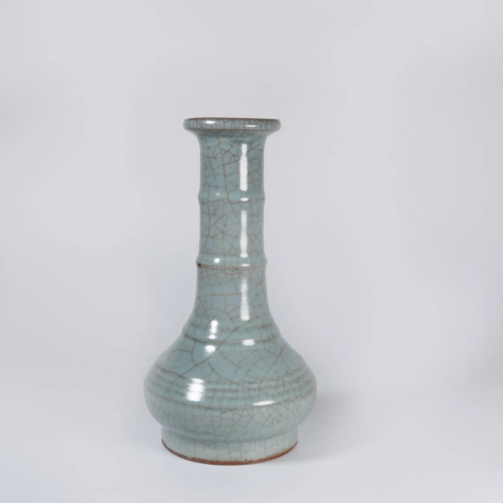 A GUAN WARE LONG-NECK VASE