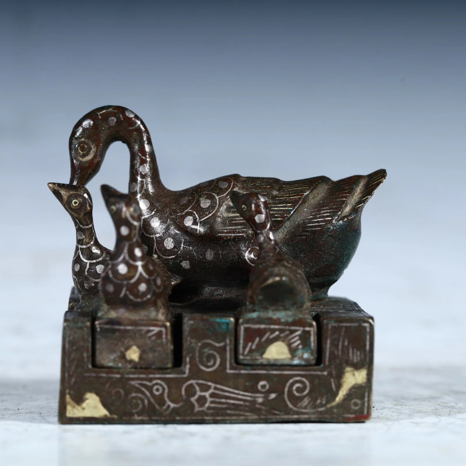 A Han Dynasty gold and silver seal