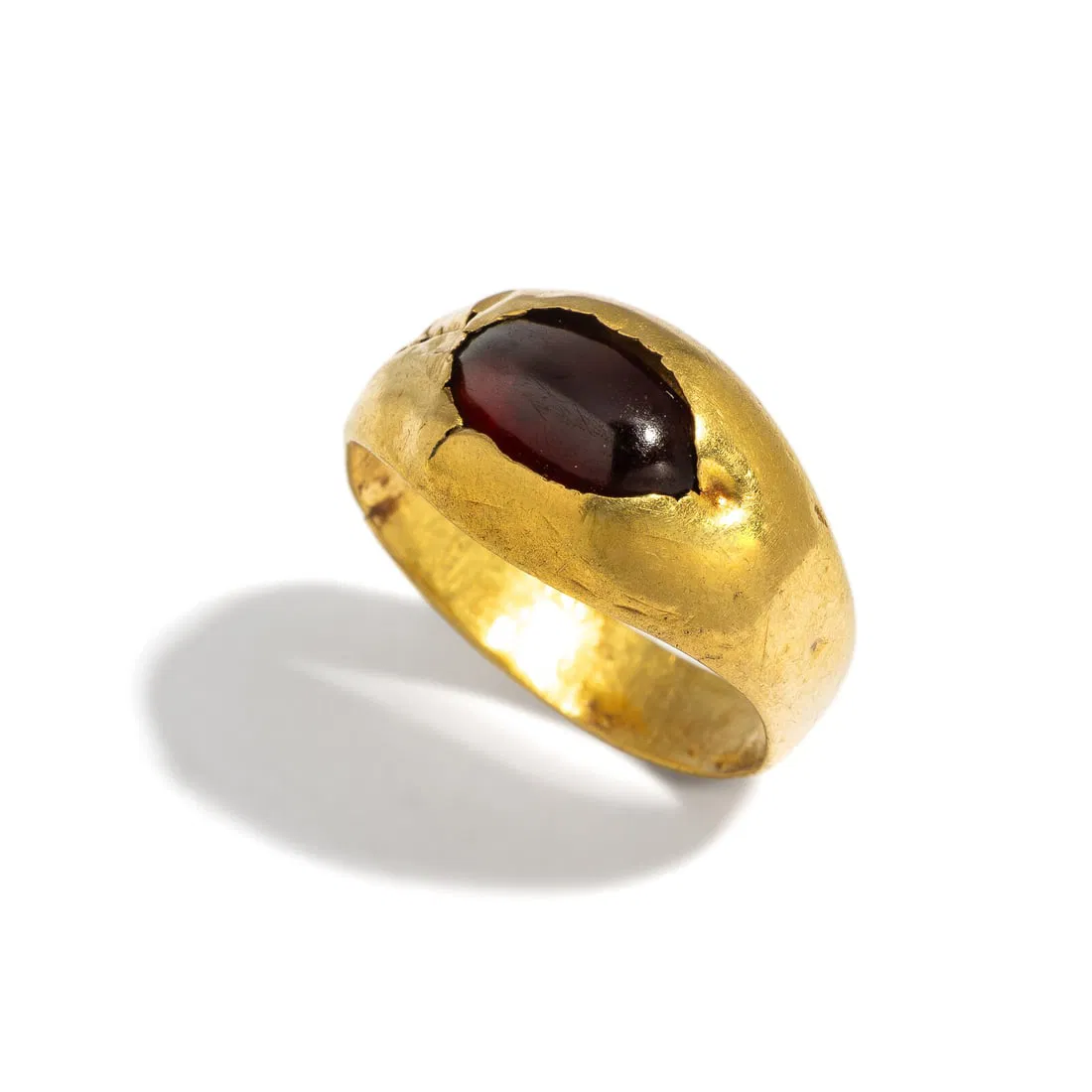 A Hellenistic Gold and Garnet Finger Ring