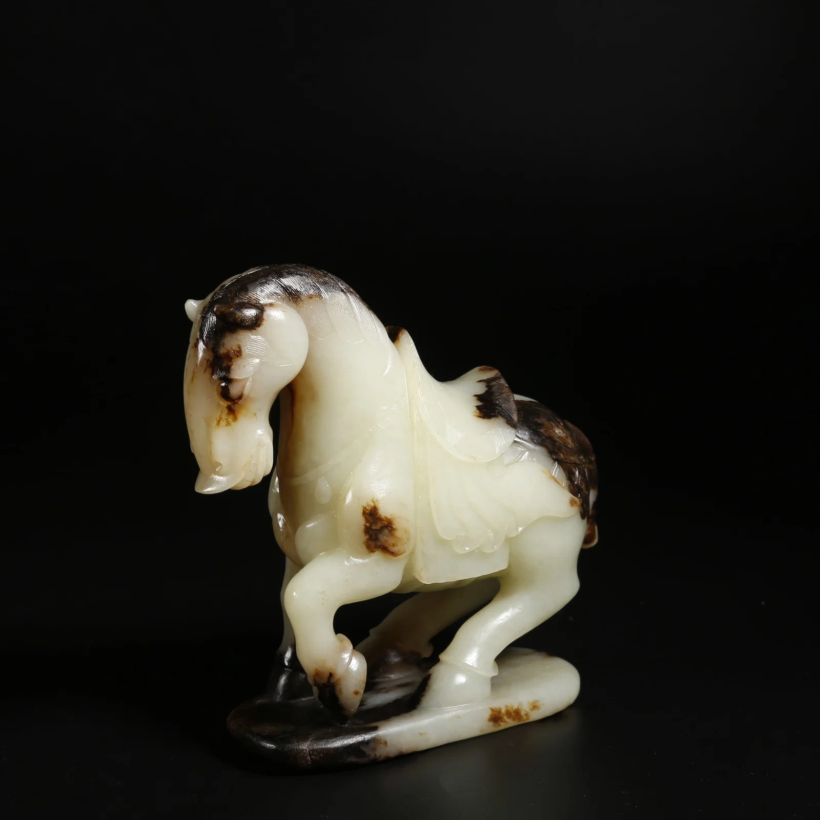A HETIAN JADE HORSE