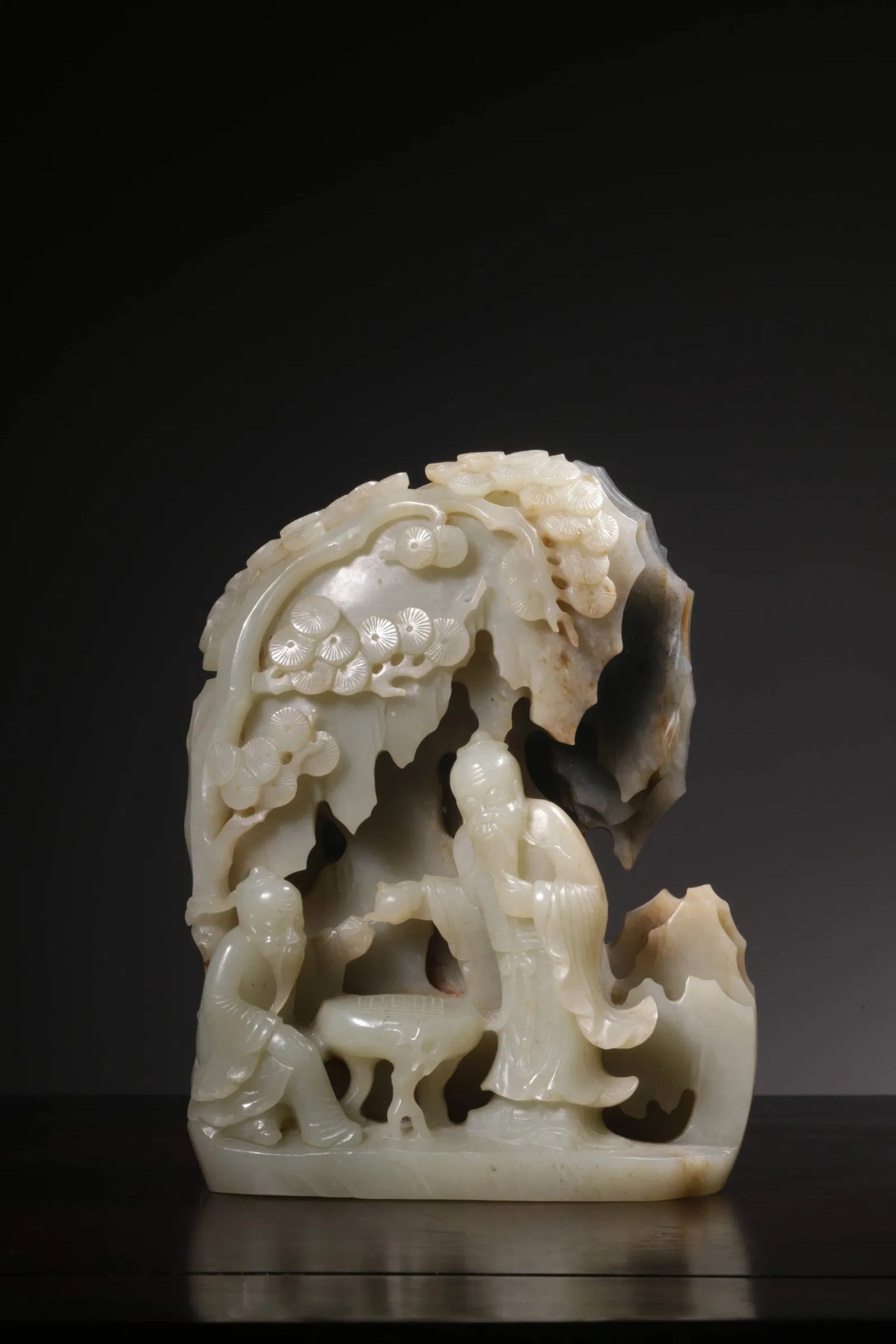 A Hetian Jade Scholar Under Pine Ornament