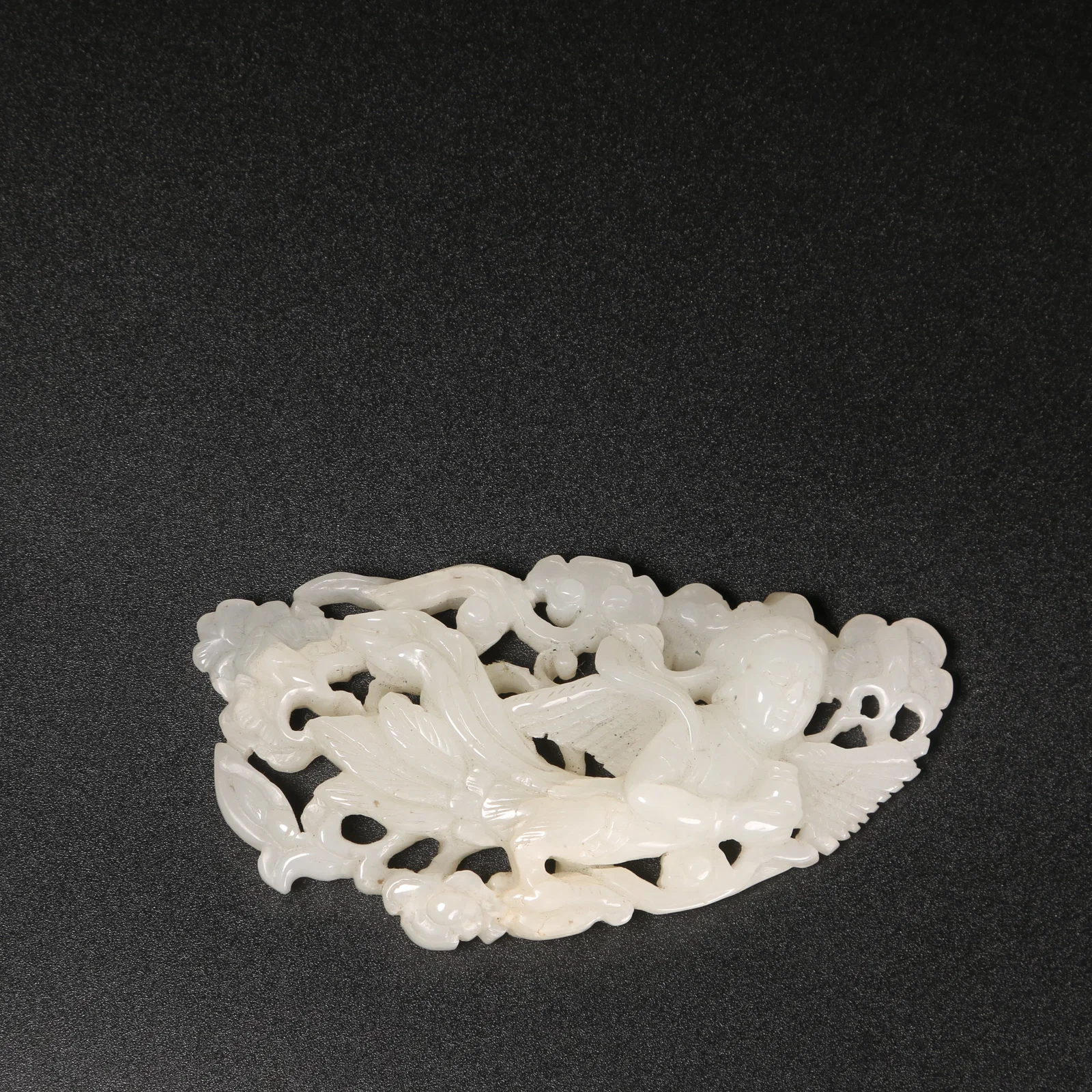 A HETIAN WHITE JADE APSARA PENDANT