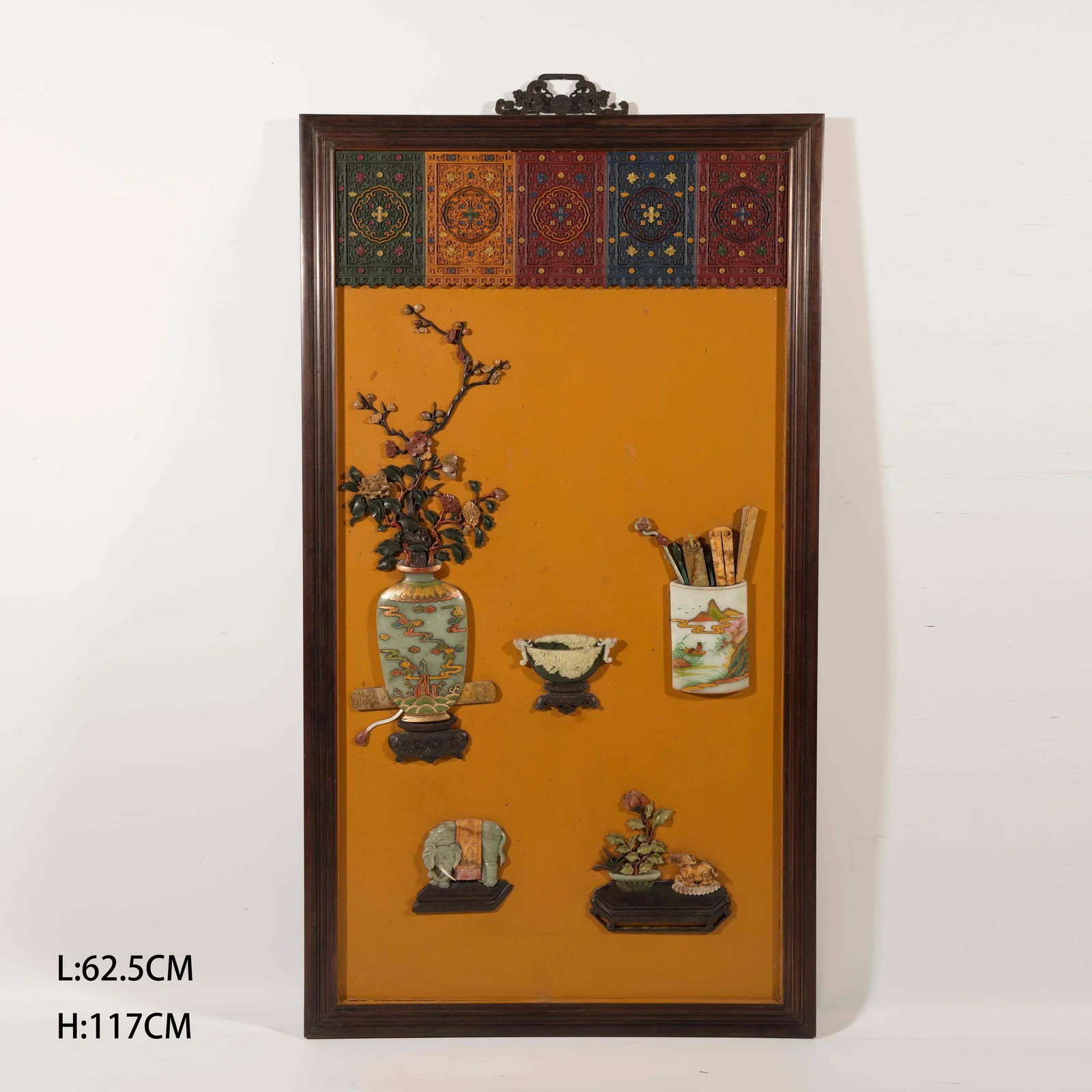 A HUANGHUALI "HUNDRED TREASURES" INLAID HANGING PANEL WITH SCHOLAR'S OBJECTS MOTIF