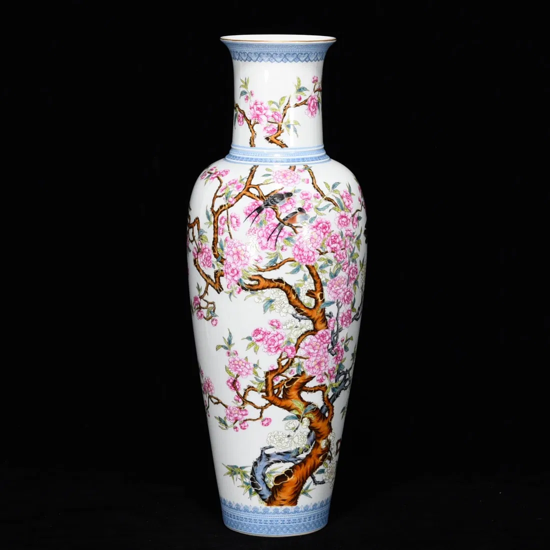 A Huge Blue and White Famille-Rose Painted Gold Flower and Bird Pattern Vase,With Poem