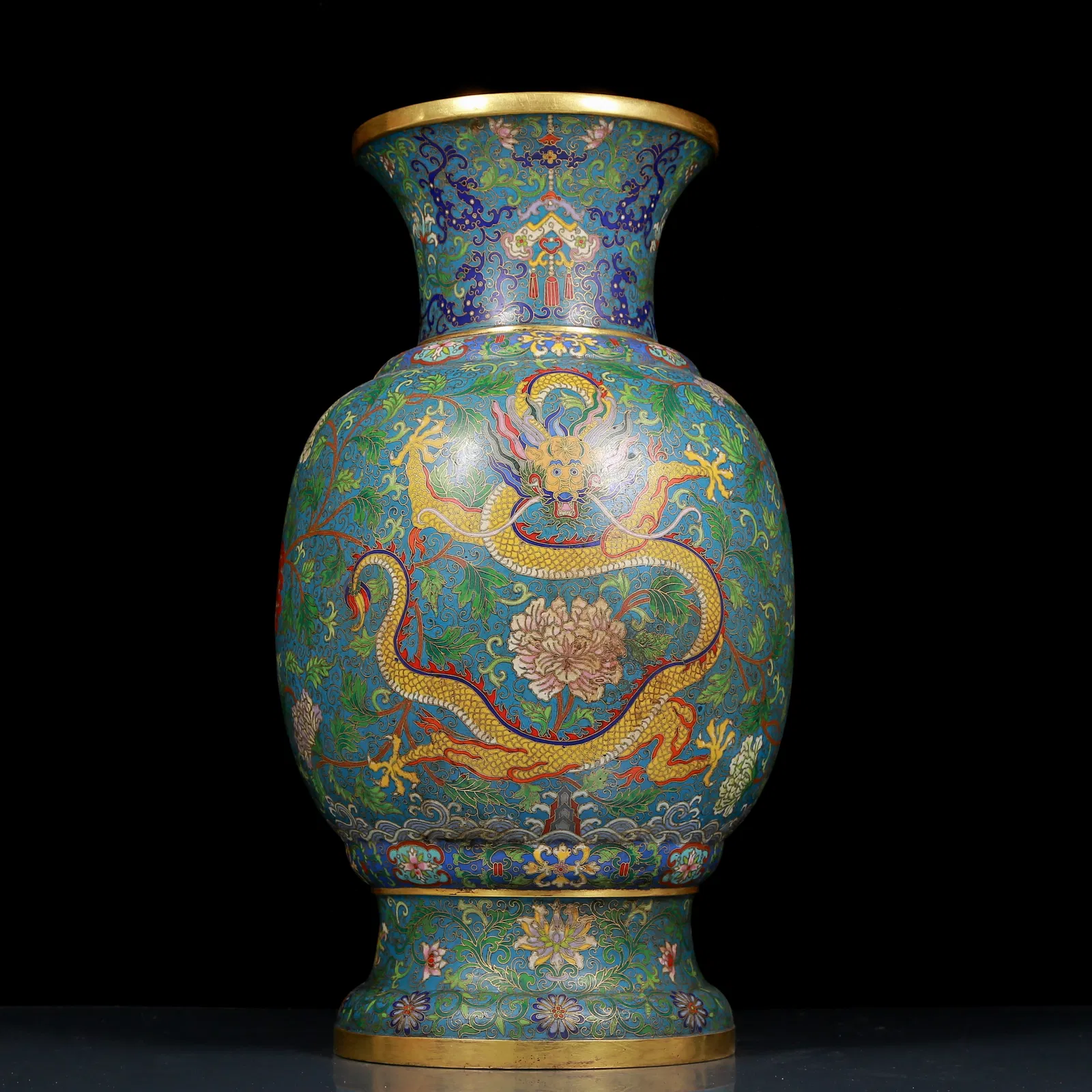 A Huge Cloisonne Dragon and Phoenix Pattern Vase