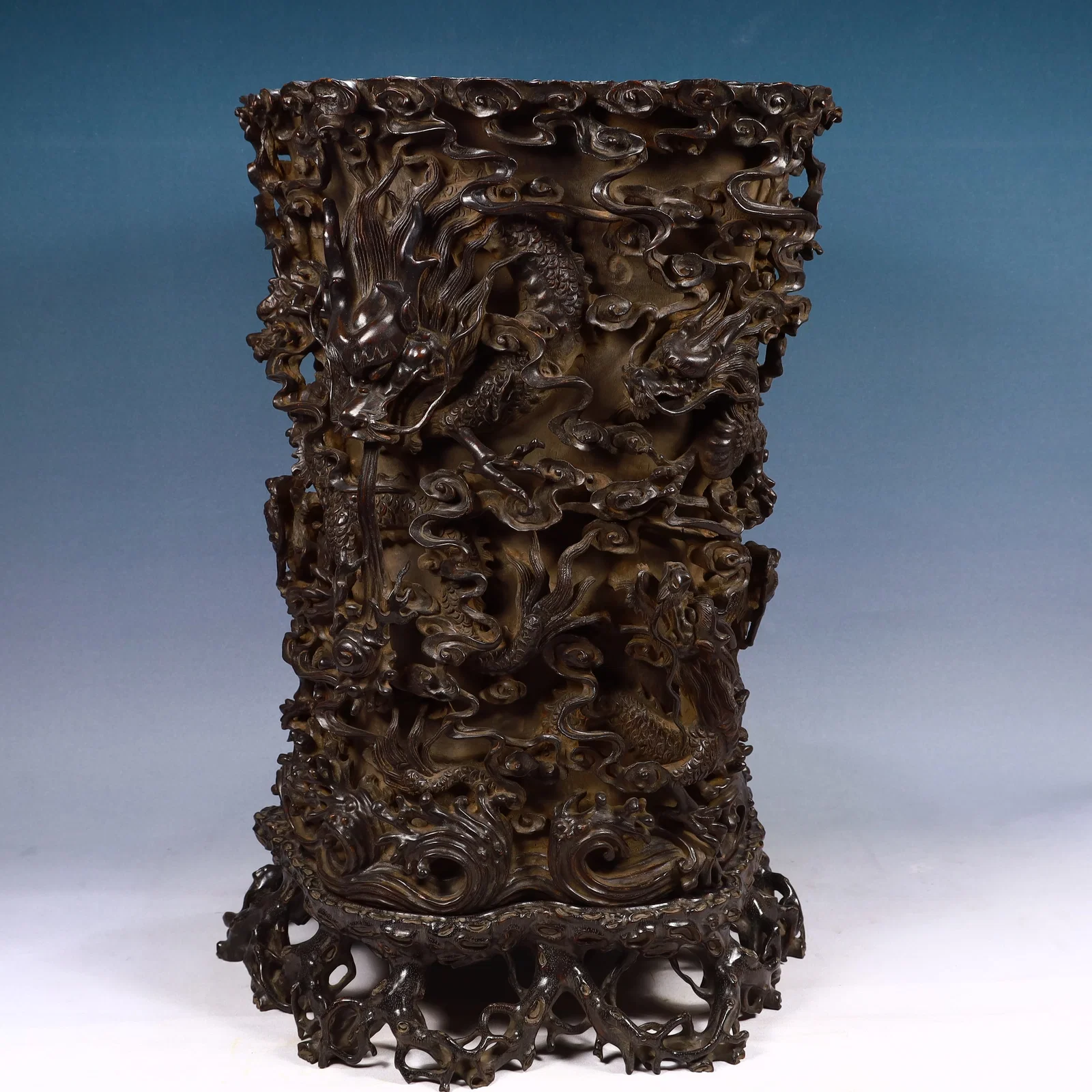 A Huge Eaglewood Auspicious Cloud and Dragon Pattern Brush Pot,With an Imperial Poem by Emperor