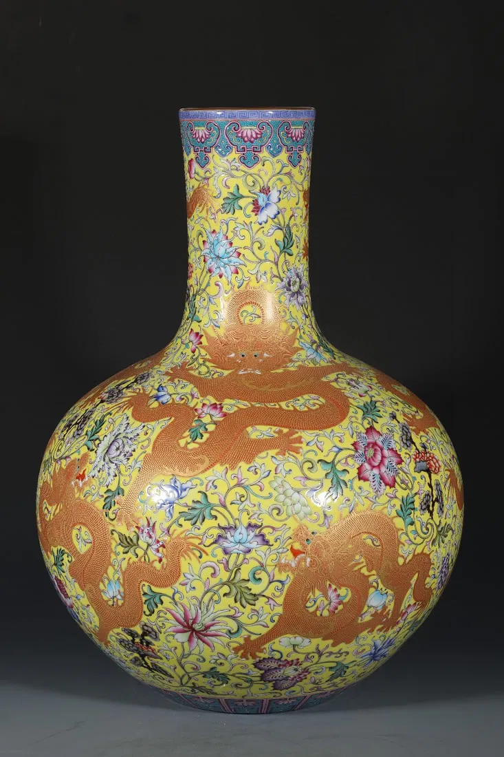 A Huge Enamel Iron-Red Yellow Ground Painted Gold Lotus and Dragon Pattern Vase