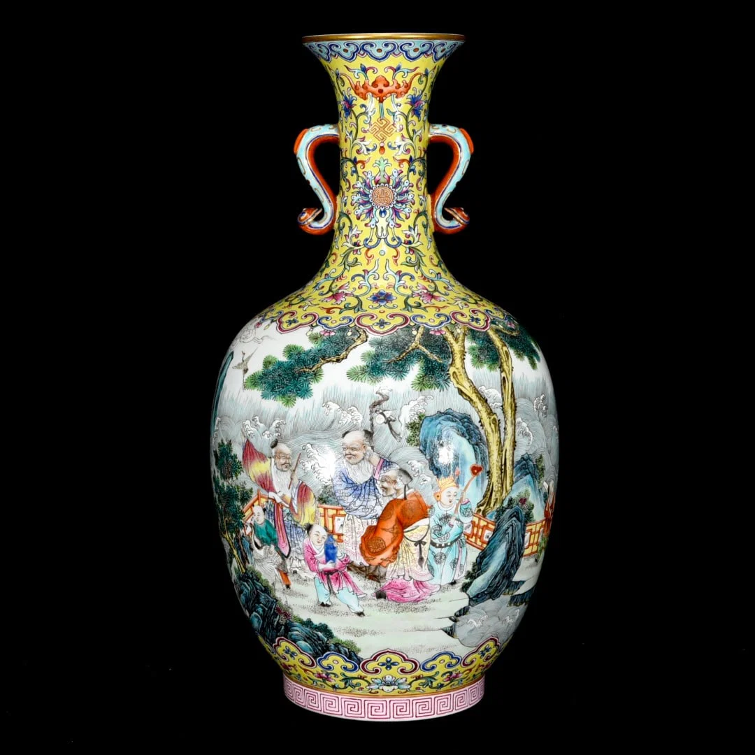 A Huge Famille-Rose Figure and Story Pattern Double-Ears Vase