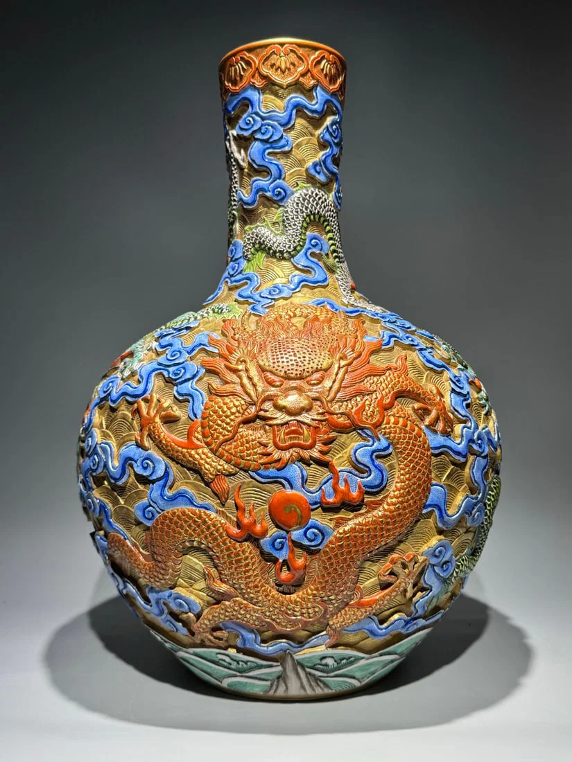 A Huge Famille-Rose Gold Ground Seawater Auspicious Cloud and Dragon Pattern Vase