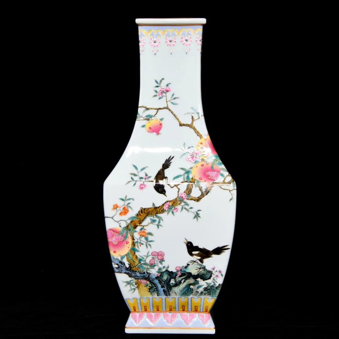 A Huge Famille-Rose Pomegranate and Bird Pattern Vase,With Poem
